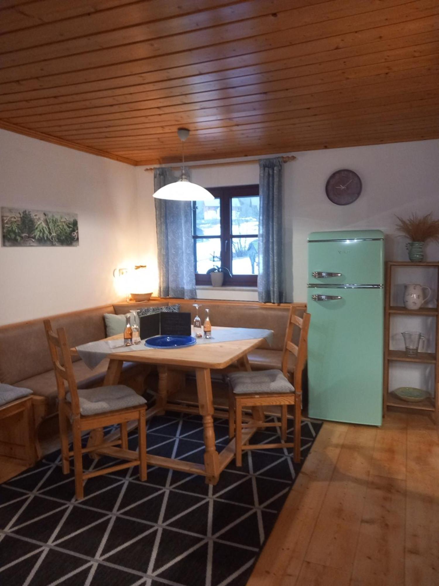 S'Rastl Direkt Mit Bergpanorama Apartment Grundlsee Exterior photo